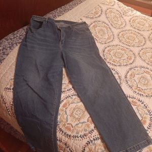 Old navy cropped jeans